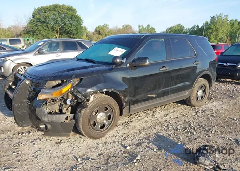 2013 Ford Police Interceptor из США, поврежденный, VIN 1FM5K8AR1DGC25967